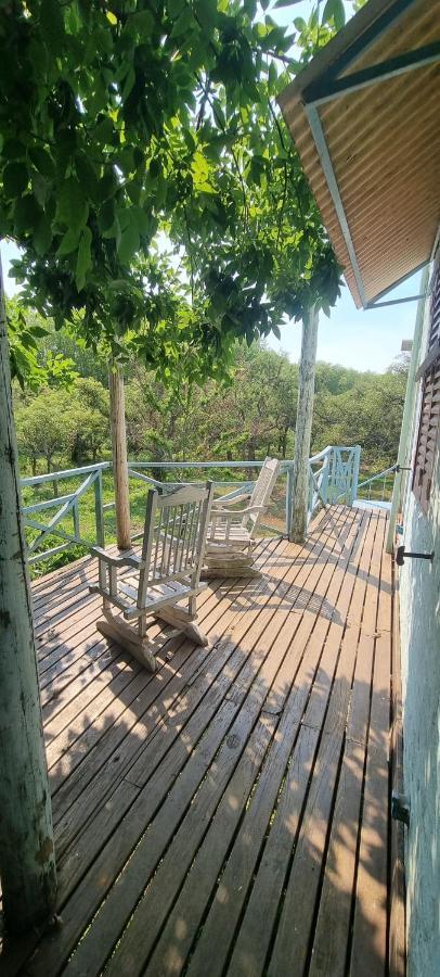 Hidden Island Hostel Tigre Exterior photo