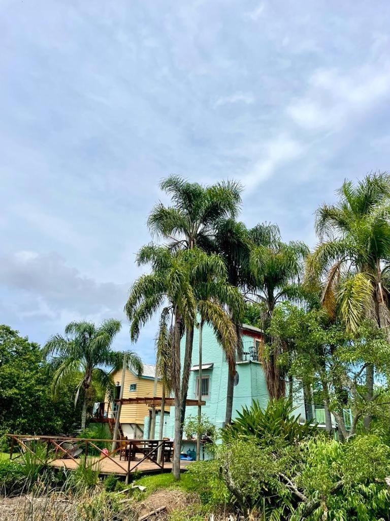 Hidden Island Hostel Tigre Exterior photo